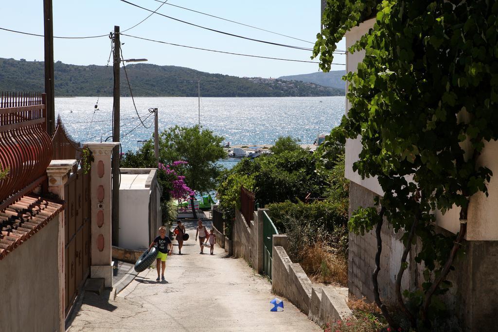 Apartments Jasmin Trogir Kültér fotó